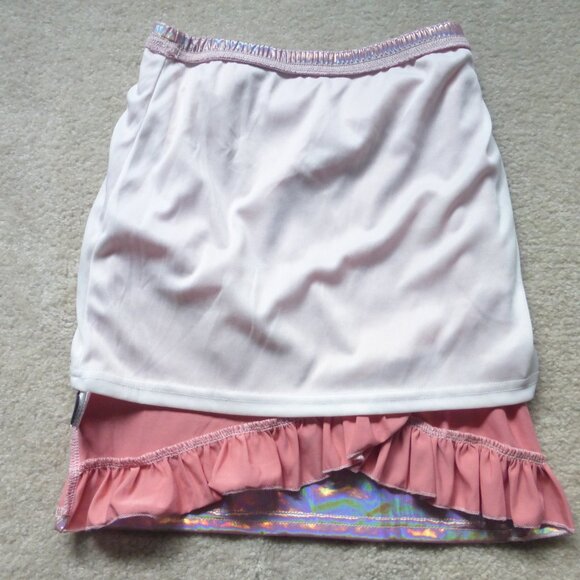 SHEIN pink shiny holographic ruffle mini skirt - Y2K style and festival ready! - Picture 6 of 10